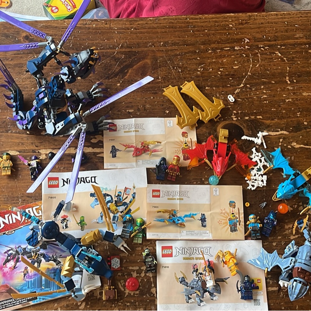 LEGO Ninjago Dragon Battle Set - Blue, Red, Gold